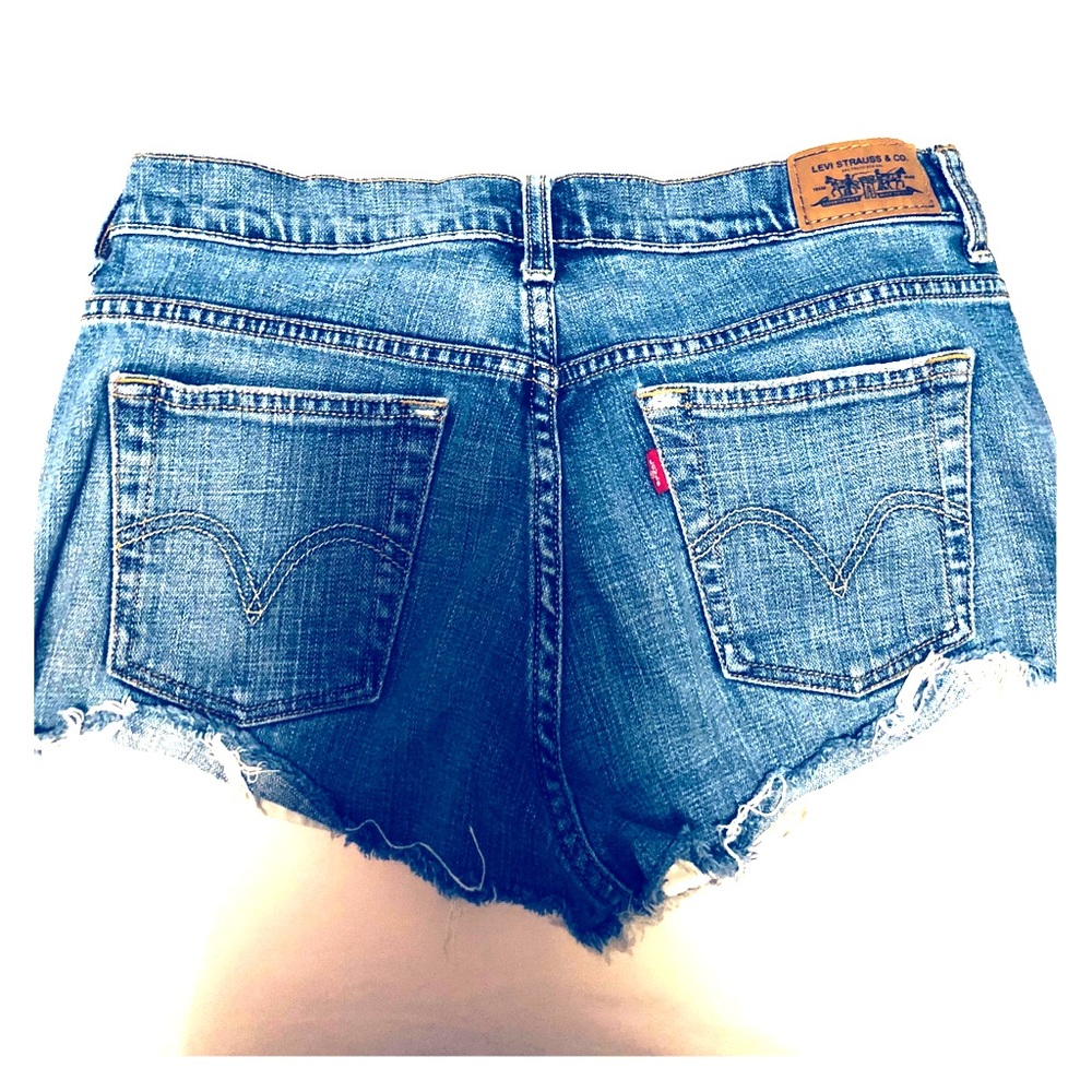 Levi Cutoffs